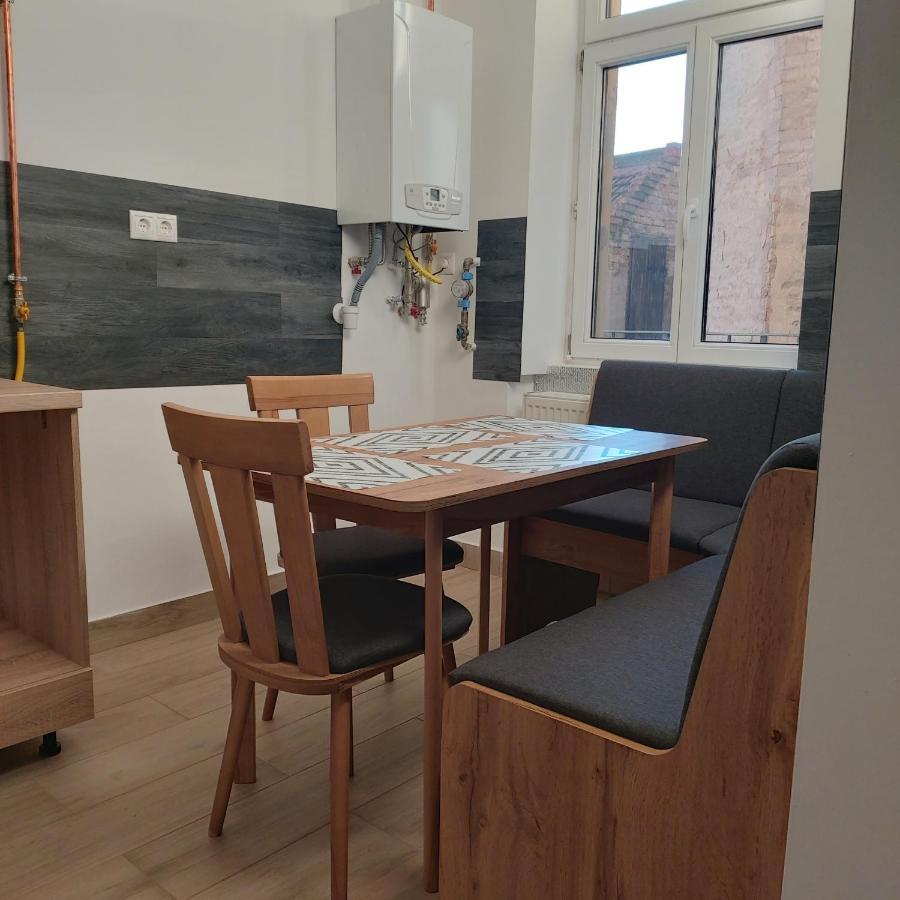 Arkad Center Apartman Сегед Экстерьер фото